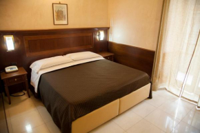 Гостиница Hotel Robinson  Рим